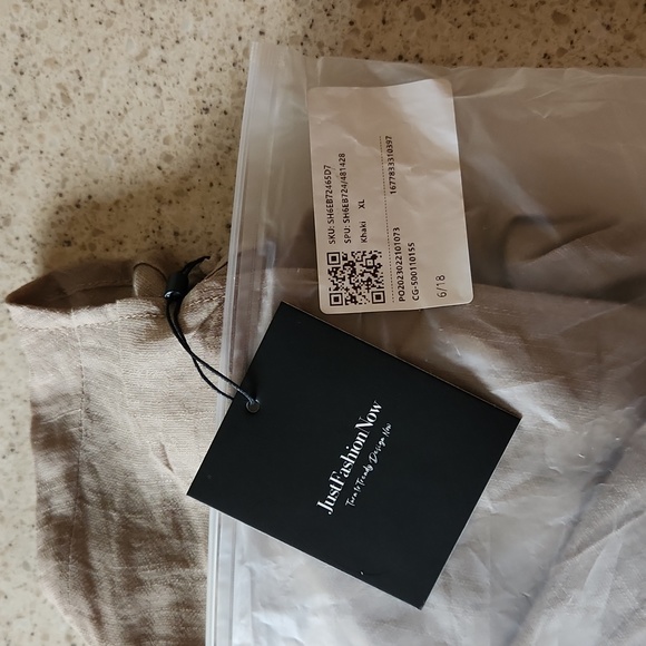 Tops - Picture 2 of 2